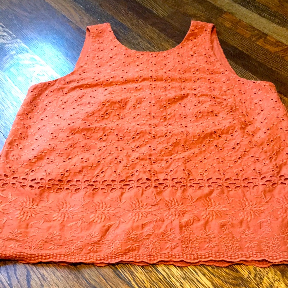 Loft Eyelet Tank Size XSP